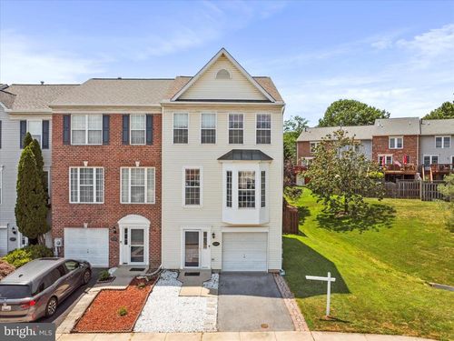 2441 Wynfield Ct, FREDERICK, MD, 21702-3145 | Card Image