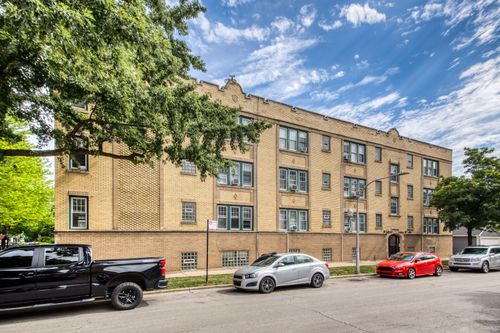2-3501 Albany Ave, Chicago, IL, 60618-5633 | Card Image