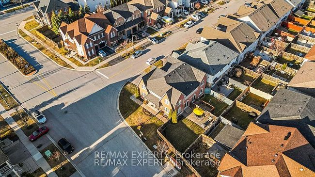 9 Carpendale Cres, House attached with 3 bedrooms, 2 bathrooms and 2 parking in Ajax ON | Image 45