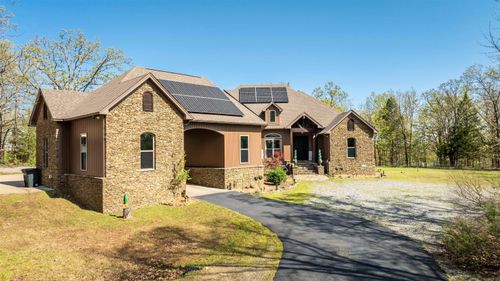 17 Lipscomb Ln, Conway, AR, 72032-8212 | Card Image