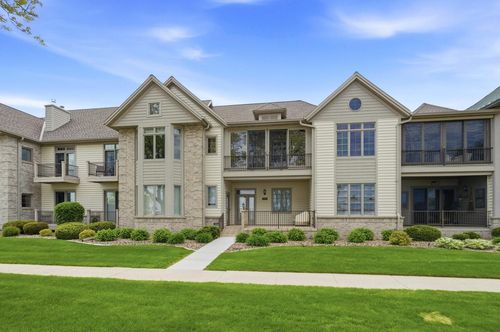 286 E Harbor View Drive, Fond Du Lac, WI, 54935 | Card Image
