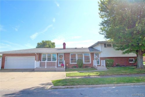 56 Barlow Ave, Lackawanna, NY, 14218-2950 | Card Image