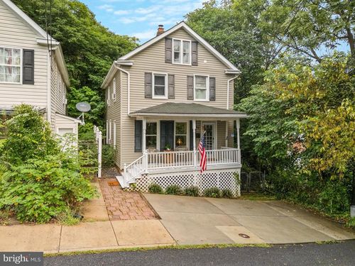 43 E C St, BRUNSWICK, MD, 21716-1418 | Card Image