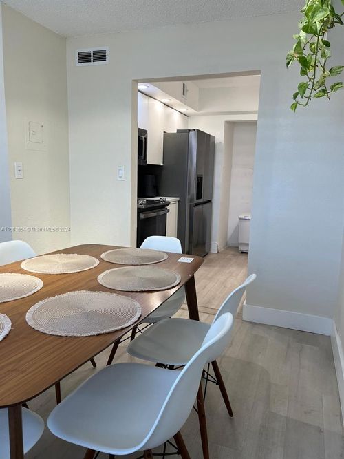 apt-310-500 Ne 2nd St, Dania Beach, FL, 33004-3370 | Card Image