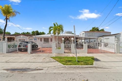 2610 Sw 4th St, Miami, FL, 33135-2912 | Card Image
