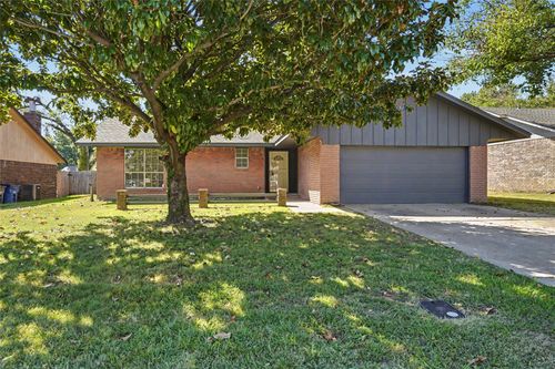 782 N Zenith Ave, Tulsa, OK, 74127-5232 | Card Image