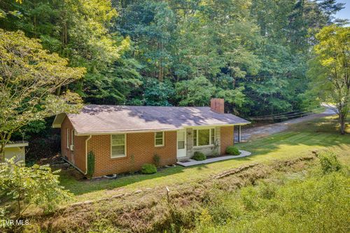 624 Whaley Town Rd, Butler, TN, 37640-5307 | Card Image