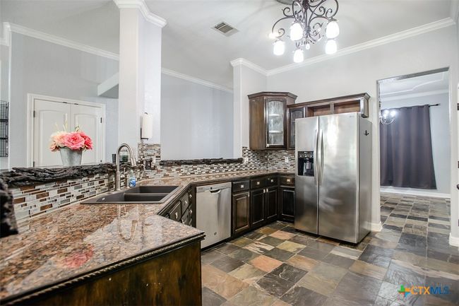 2015 Kangaroo Trl, House other with 4 bedrooms, 2 bathrooms and null parking in Harker Heights TX | Image 14