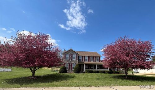 3805 Olde Mill Dr, Byrnes Mill, MO, 63051-1238 | Card Image