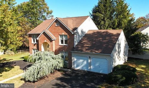 2801 Denbeigh Dr, Hatfield, PA, 19440-2846 | Card Image