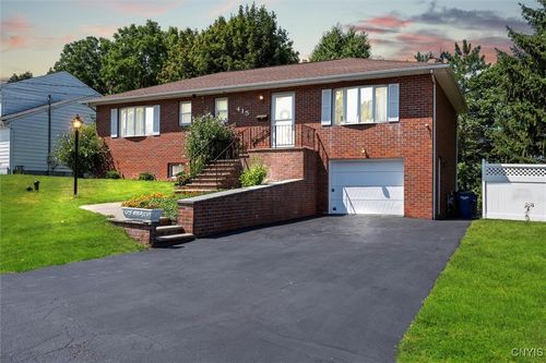 415 Kimberly Dr E, Syracuse, NY, 13219-2141 | Card Image