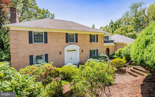 220 Reservoir Rd, WILLIAMSPORT, PA, 17701-1842 | Card Image