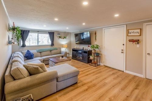 apt-5-10 Tideview Path, Plymouth, MA, 02360-5331 | Card Image