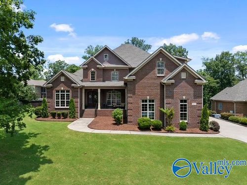 2605 Legacy Preserve Dr Se, Brownsboro, AL, 35741-8902 | Card Image