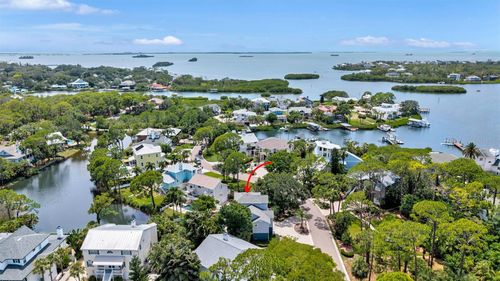 760 Soundview Dr, Palm Harbor, FL, 34683-4247 | Card Image