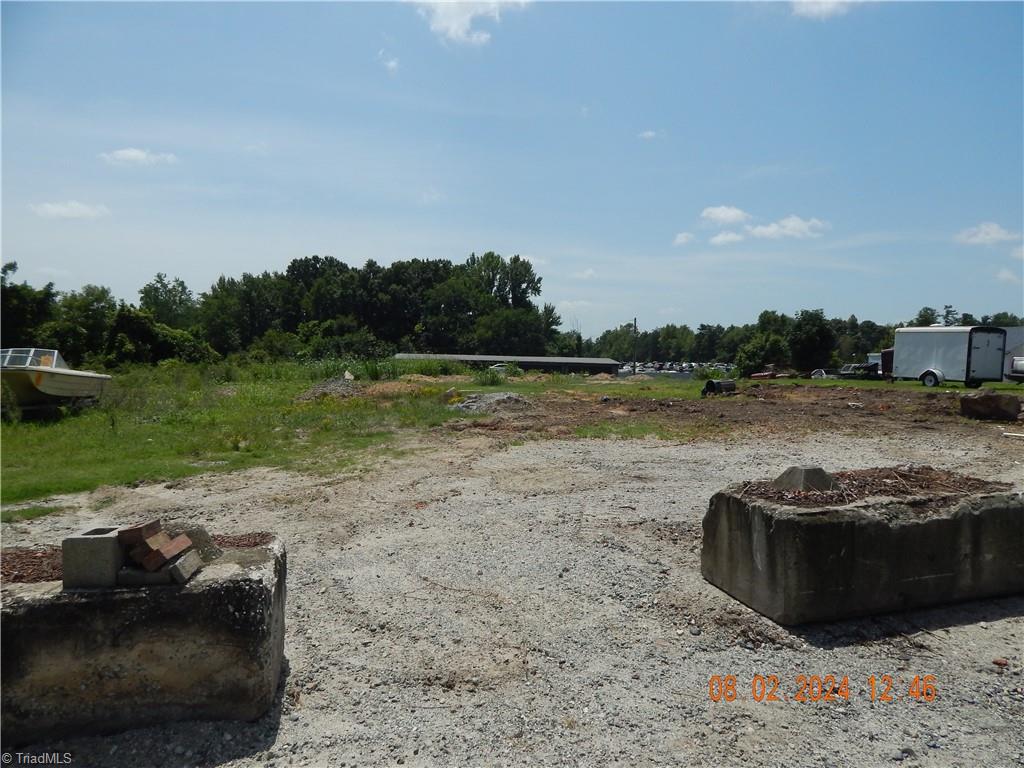 3620 Burlington Rd, Greensboro, NC 27405