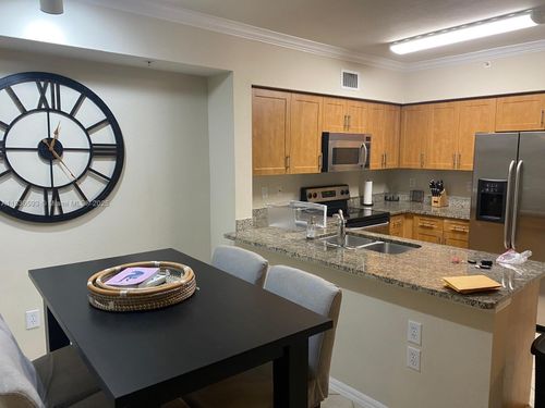 apt-303-6400 Emerald Dunes Dr, West Palm Beach, FL, 33411-2758 | Card Image