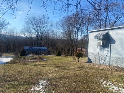 3002 34th St, House other with 1 bedrooms, 1 bathrooms and 2 parking in Pulaski Twp - BEA PA | Image 2