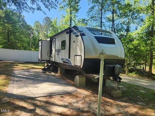 126 Kansas Dr, Louisburg, NC, 27549 | Card Image