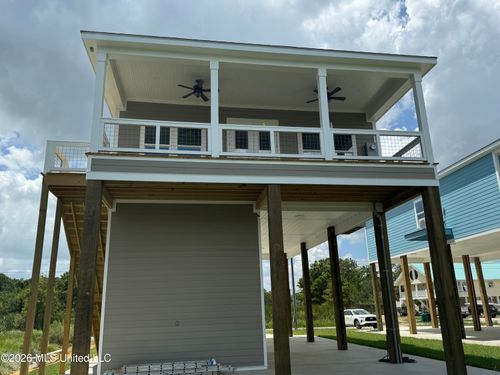 4120 11th Ave, Bay Saint Louis, MS, 39520-7473 | Card Image