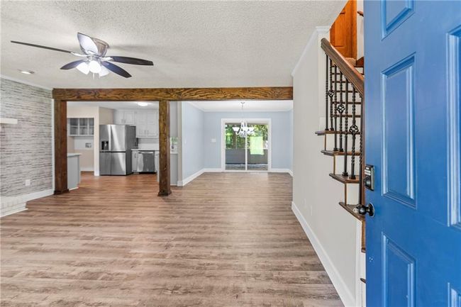 4617 Kingswood Dr, House other with 3 bedrooms, 2 bathrooms and null parking in Flowery Branch GA | Image 4