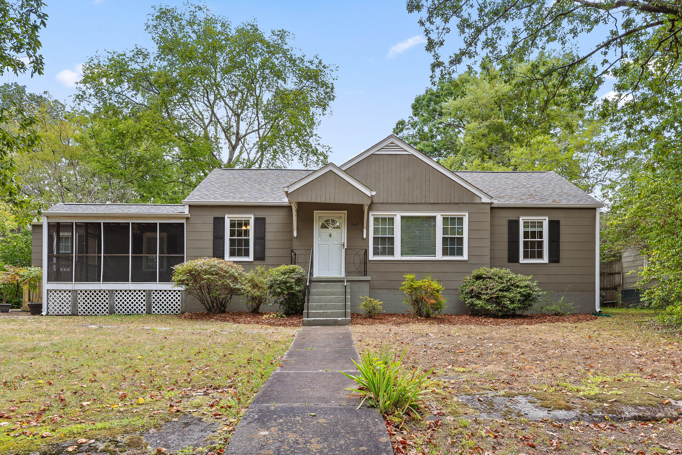 Signal Rd, Signal Mountain, TN 37377