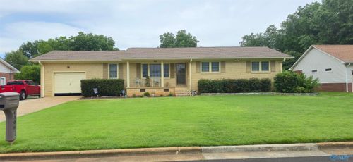 4306 Horace Dr Nw, Huntsville, AL, 35816-3518 | Card Image