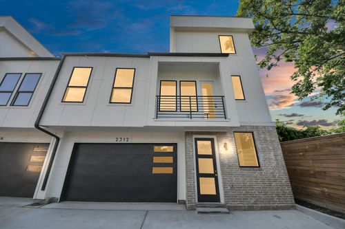 2312 Barbee St, Houston, TX, 77004-5214 | Card Image