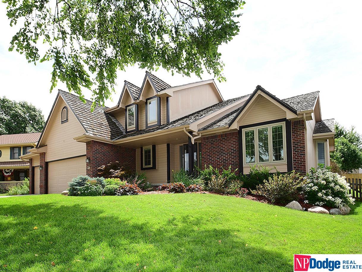 Holmes St, Omaha, NE 68135