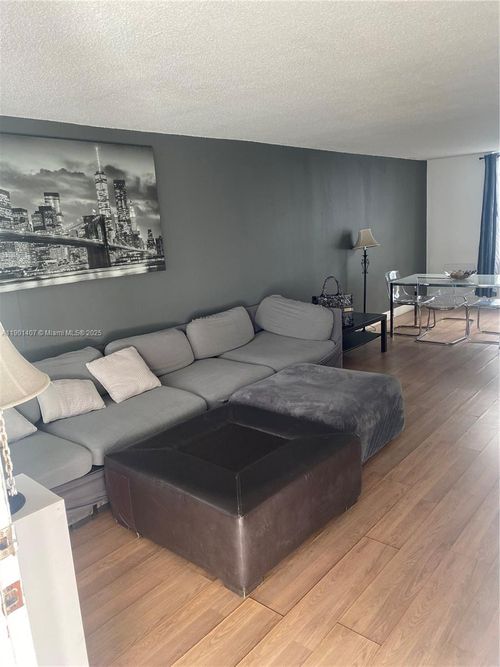 apt-502-1732 Meridian Ave, Miami Beach, FL, 33139-1870 | Card Image