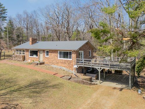 27 Glenn Pine Ln, Fancy Gap, VA, 24328-2622 | Card Image