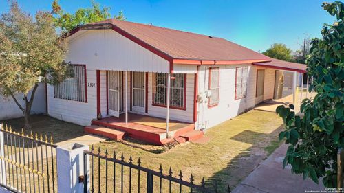 2507 Flores Ave, Laredo, TX, 78040-2435 | Card Image