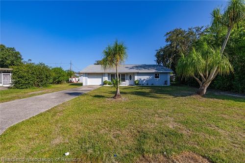608 Cherokee Cir, Avon Park, FL, 33825-4208 | Card Image