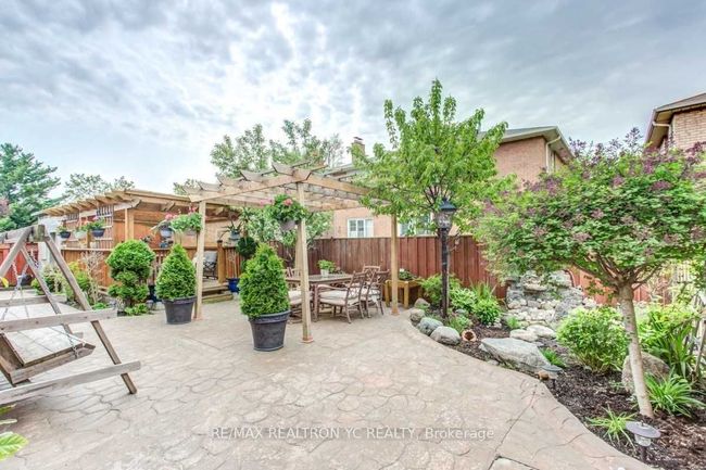 19 Wadena Crt, House other with 8 bedrooms, 7 bathrooms and 4 parking in Scarborough ON | Image 37