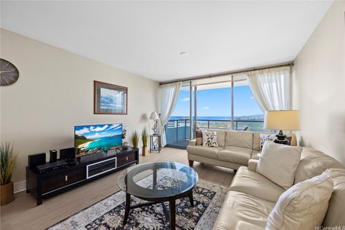 1802-1551 Ala Wai Blvd, Honolulu, HI, 96815-1044 | Card Image