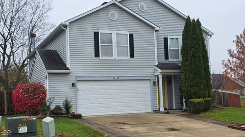 1359 Brooks Dr, Greenwood, IN, 46143-6490 | Card Image