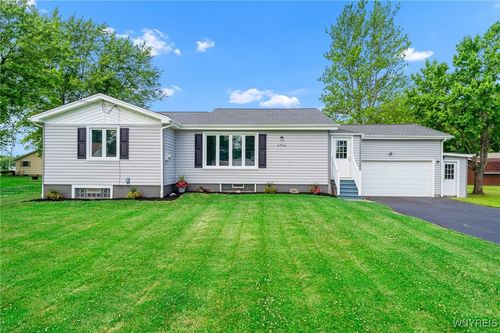 6704 Elbert Dr, North Tonawanda, NY, 14120-1102 | Card Image