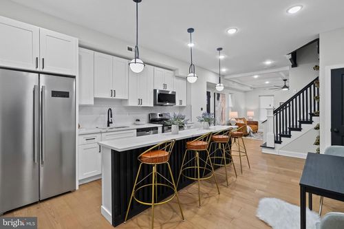 4011 Oakford Ave, BALTIMORE, MD, 21215-4938 | Card Image