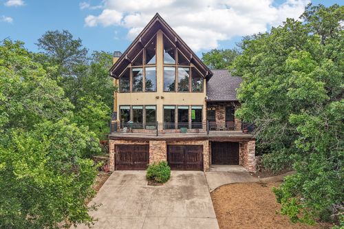 9205 Old Cross Timbers Rd, Flower Mound, TX, 75022-7025 | Card Image