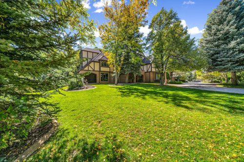 305 Rachel Ln, New Harmony, UT, 84757-7725 | Card Image