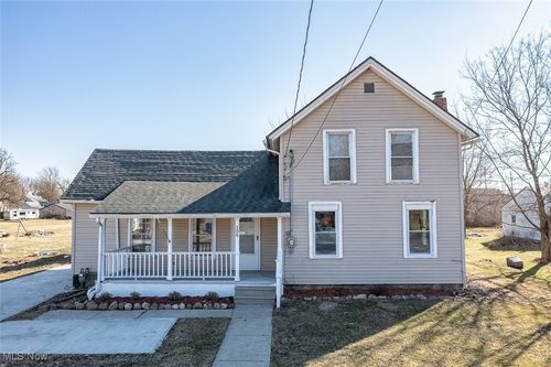 306 N Center St, Lagrange, OH, 44050-9779 | Card Image