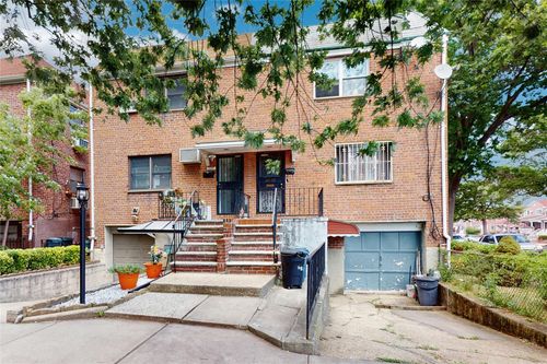 6063 84th St, Middle Village, NY, 11379-5445 | Card Image