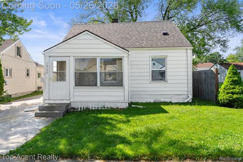 18730 Meier St, Roseville, MI, 48066-3059 | Card Image