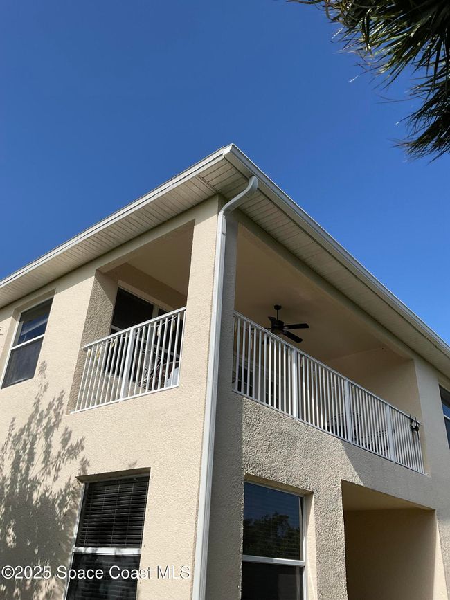 205 - 1065 Venetian Dr, Condo with 3 bedrooms, 2 bathrooms and null parking in Melbourne FL | Image 4