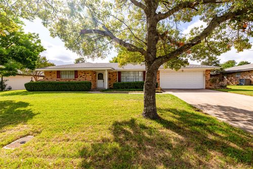 3805 Fenton Ave, Fort Worth, TX, 76133-2917 | Card Image