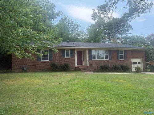 2004 Colice Road, Huntsville, AL, 35801 | Card Image