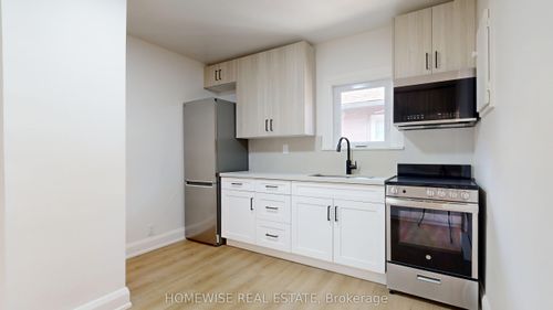2-1214 Avenue Road, Toronto, ON, M5N2G4 | Card Image