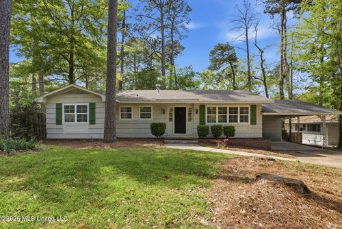 4039 Berkley Dr, Jackson, MS, 39211-6311 | Card Image