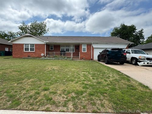 6233 Smith Blvd, Oklahoma City, OK, 73112-4119 | Card Image