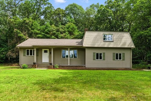 60 Marion Cir, Ludlow, MA, 01056-1552 | Card Image